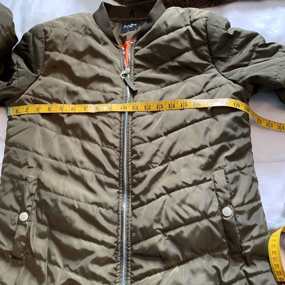 Green Long Fall Winter Puffer Jacket Quilted size 14 - Picture 9 of 16